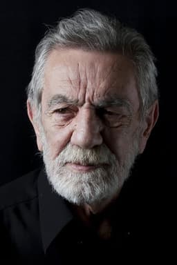 Aydemir Akbaş